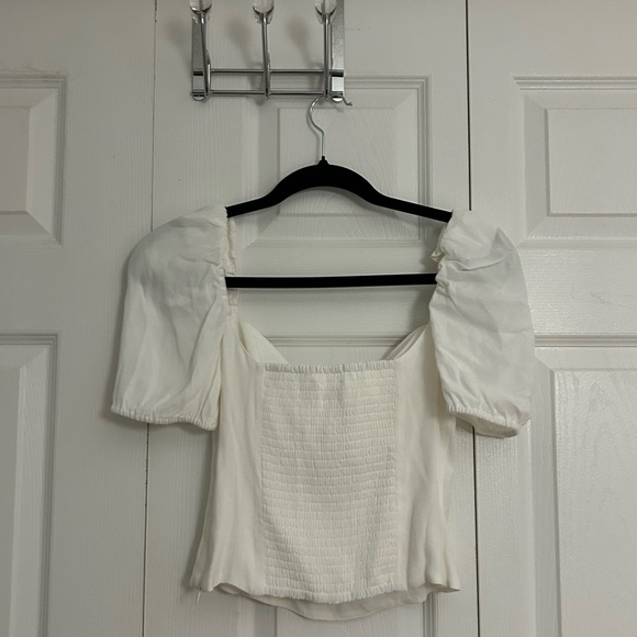 Aritzia Novella Shortsleeve Blouse - Picture 4 of 4